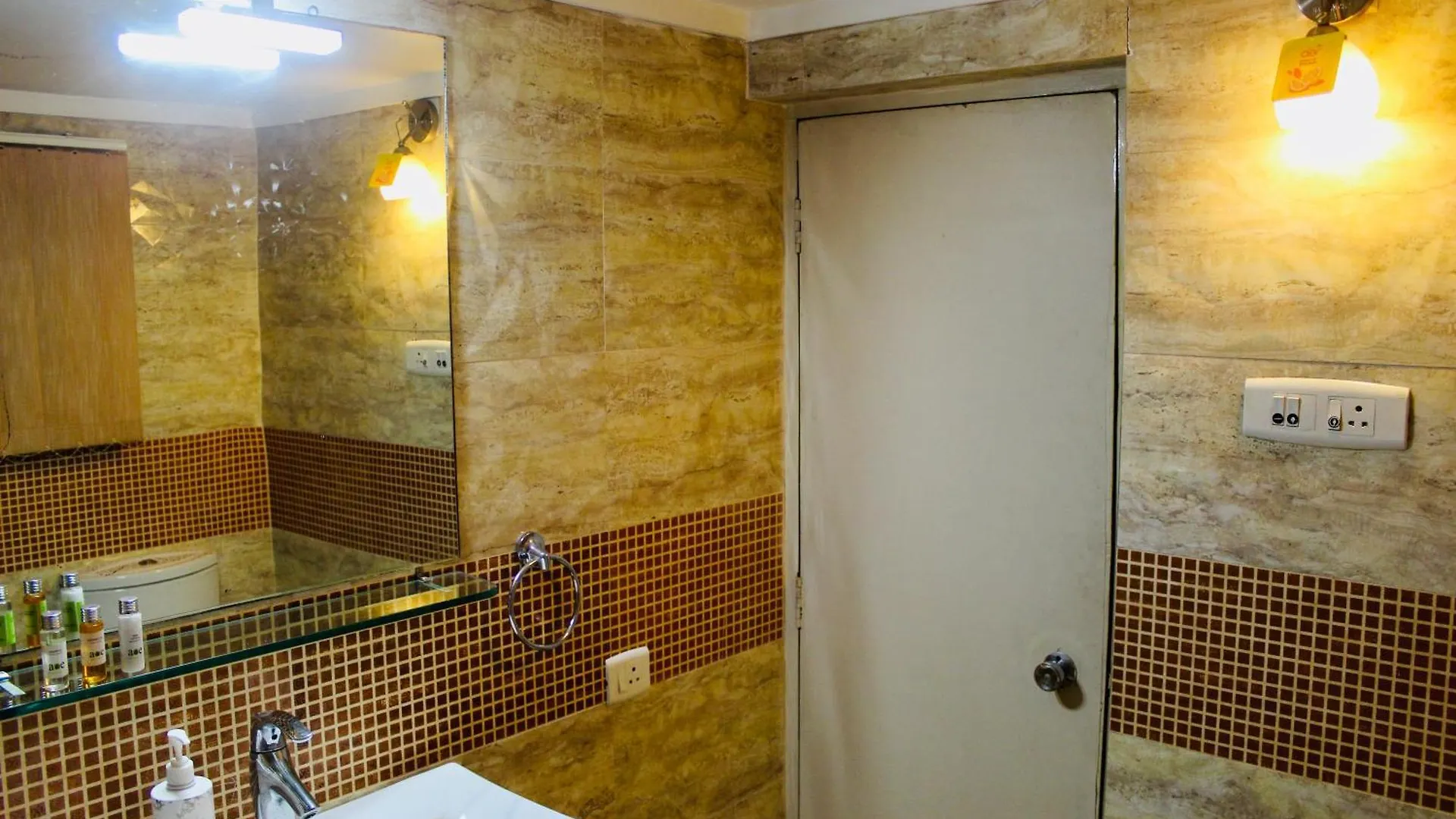 Aha Luxury Stay - 3Bhk Villa With Garden & Parking Udaipur 0*,  India